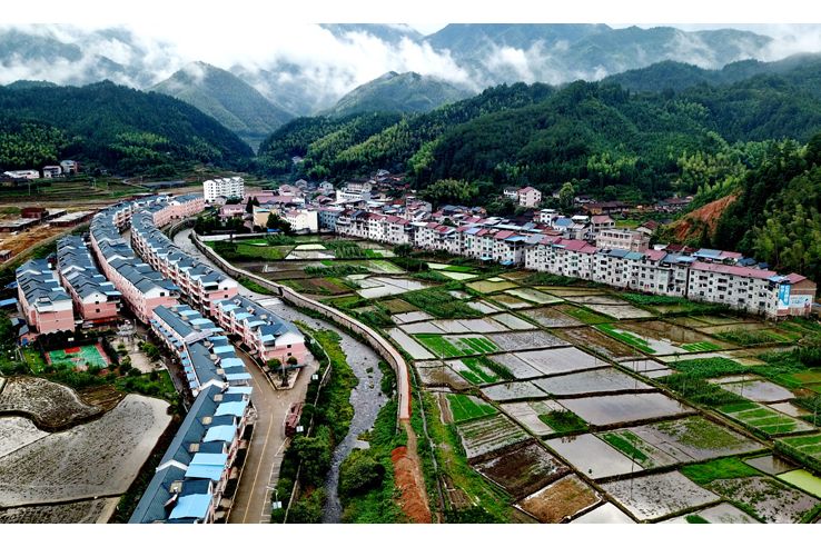 小溪村(福建省浦城縣山下鄉下轄村) 小溪村(福建省浦城縣山下鄉下轄村)