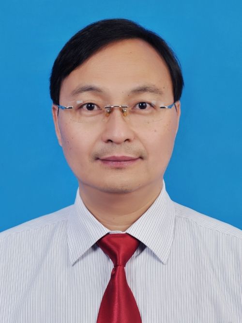 周志平(浙江省衢州市自然資源和規劃局柯城分局黨委書記、局長) 周志平(浙江省衢州市自然資源和規劃局柯城分局黨委書記、局長)