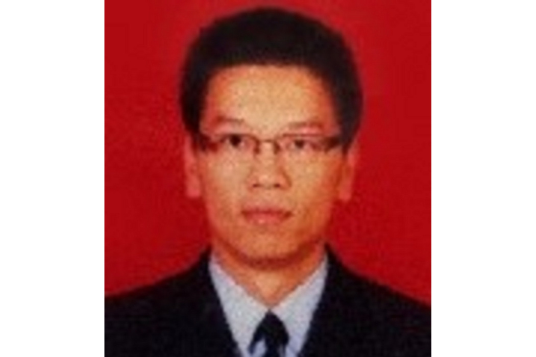 萬俊鋒(鄭州大學副教授) 萬俊鋒(鄭州大學副教授)