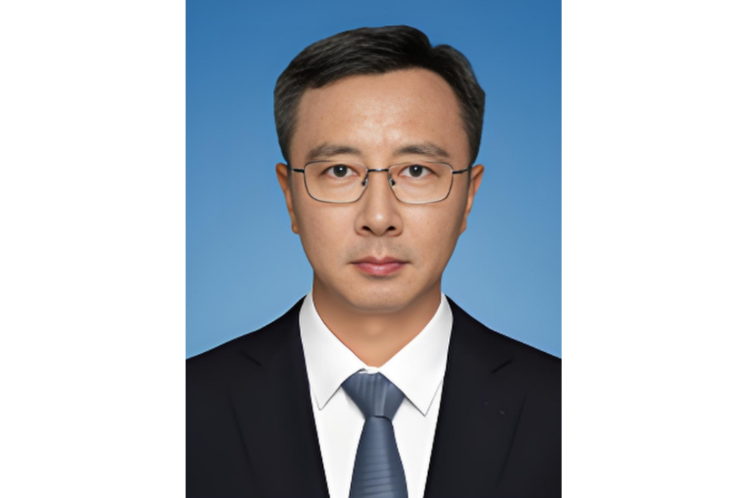 吳鵬飛(江蘇省鹽城市鹽都區政府黨組成員、高新區管委會副主任) 吳鵬飛(江蘇省鹽城市鹽都區政府黨組成員、高新區管委會副主任)