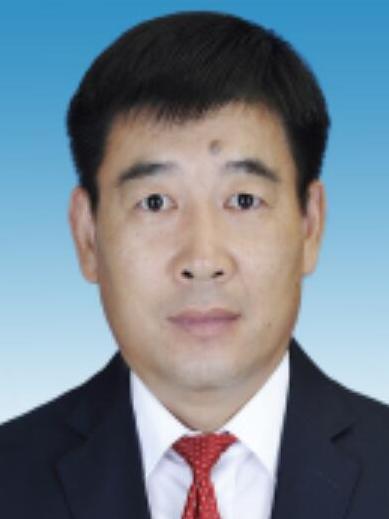 杜峰(山東省濟南市濟陽區商務發展促進中心黨組成員、副主任) 杜峰(山東省濟南市濟陽區商務發展促進中心黨組成員、副主任)
