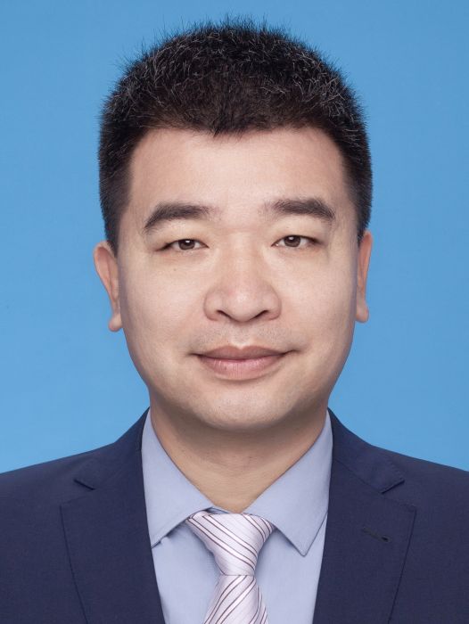 劉偉鵬(河南省新鄭市文物局文物保護中心主任)