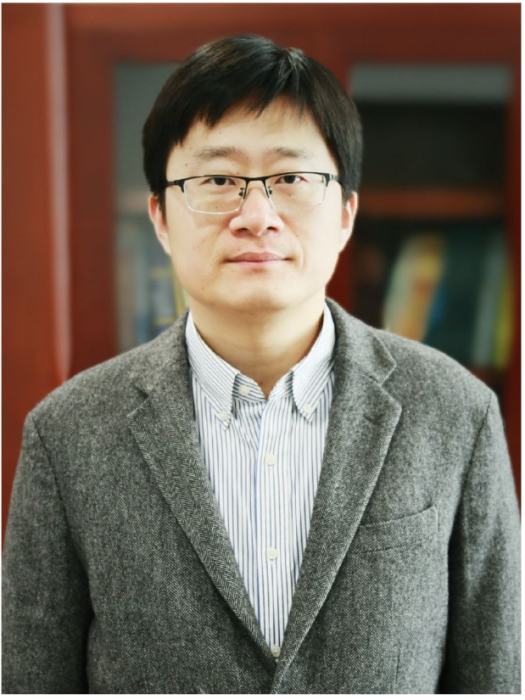 丁琪(谷超豪研究所長聘副教授) 丁琪(谷超豪研究所長聘副教授)