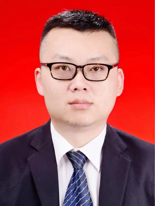 曾亮(湖南省懷化市鶴城區商務局黨組副書記、副局長) 曾亮(湖南省懷化市鶴城區商務局黨組副書記、副局長)