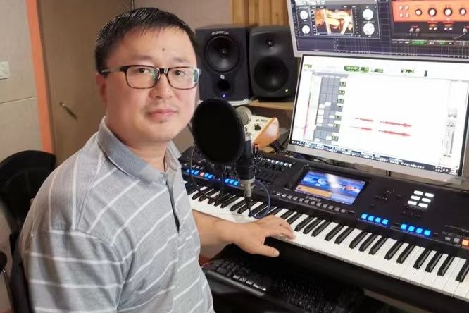 楊清宇(著名音樂製作人) 楊清宇(著名音樂製作人)