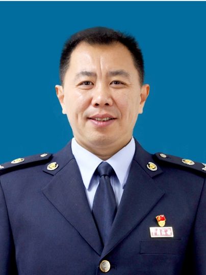 宋磊(瀋陽市皇姑區稅務局黨委書記、局長) 宋磊(瀋陽市皇姑區稅務局黨委書記、局長)
