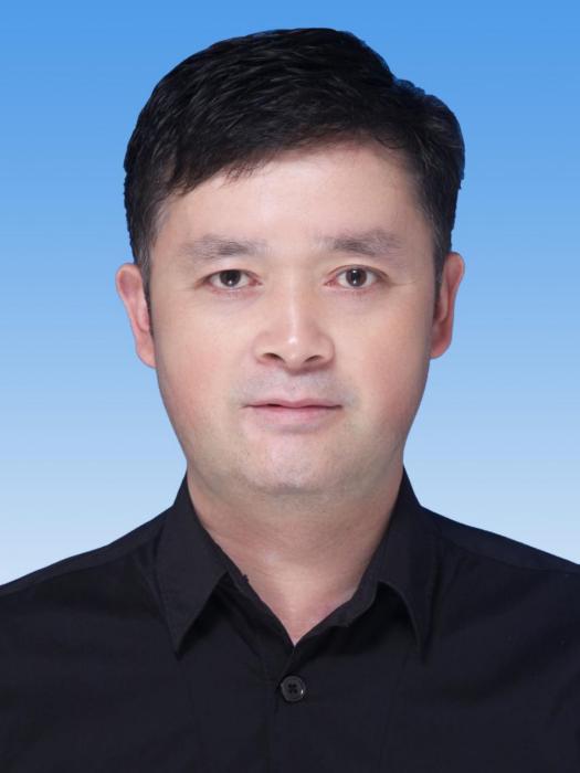 劉正德(四川省眉山市東坡區委組織部副部長,區委編辦主任) 劉正德(四川省眉山市東坡區委組織部副部長,區委編辦主任)