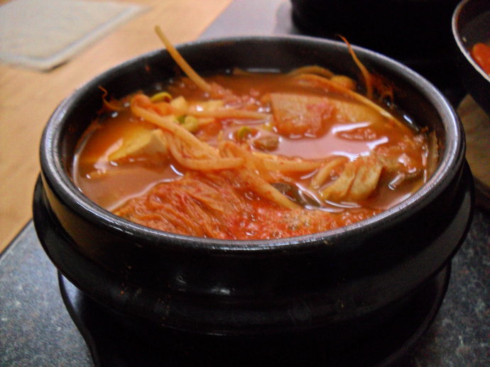 石鍋魚丸泡菜湯