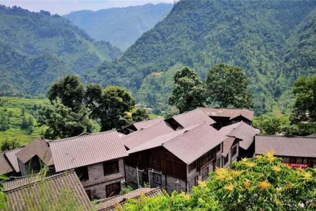 哈馬村(黔西南自治州普安縣青山鎮下轄村)