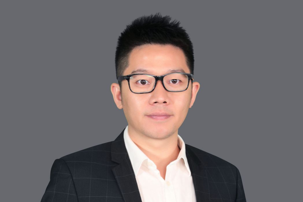 吳勇(新航道集團副總裁,新航道浙江直營校校長) 吳勇(新航道集團副總裁,新航道浙江直營校校長)