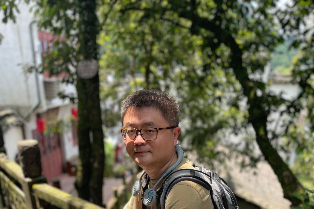 魏淵(江蘇大學藥學院黨委副書記、院長、教授) 魏淵(江蘇大學藥學院黨委副書記、院長、教授)