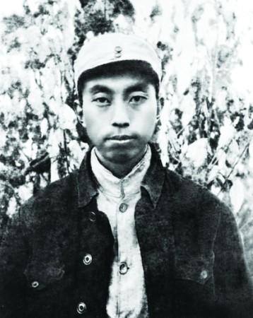 1941年，華國鋒同志在山西省交城縣關頭村