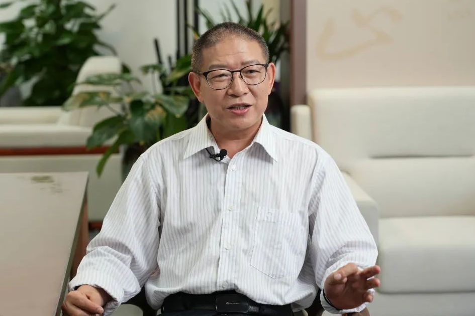 魏忠(深圳市寶安區文昌國小校長) 魏忠(深圳市寶安區文昌國小校長)