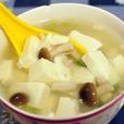 平菇豆腐湯