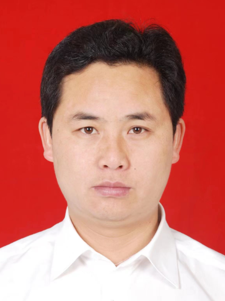 黃成(重慶市奉節縣永樂鎮副鎮長、基層治理指揮中心成員) 黃成(重慶市奉節縣永樂鎮副鎮長、基層治理指揮中心成員)