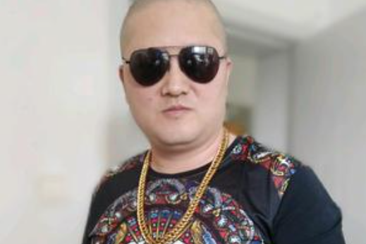 小哥(自媒體創作者) 小哥(自媒體創作者)