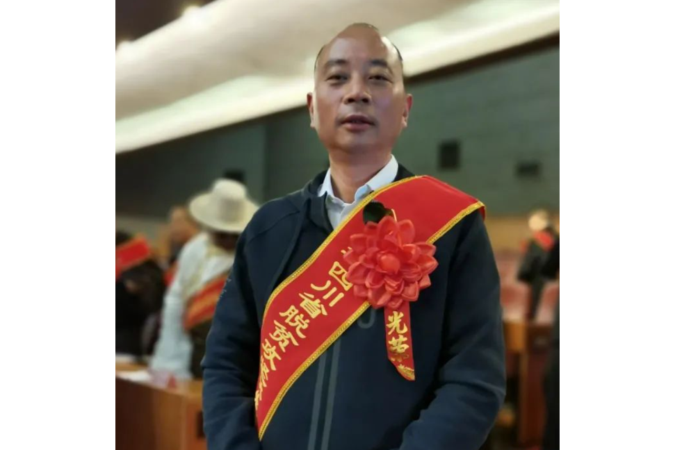 陳永福(四川省達州市黑灘煤業有限公司董事長) 陳永福(四川省達州市黑灘煤業有限公司董事長)