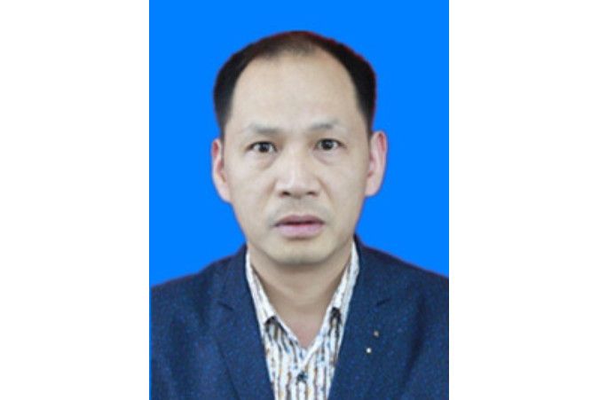 林輝(四川省內江市市中區退役軍人事務局黨組成員、副局長,一級主任科員) 林輝(四川省內江市市中區退役軍人事務局黨組成員、副局長,一級主任科員)