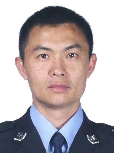 陳曉平(漳州市詔安縣深橋鎮派出所所長、副鎮長) 陳曉平(漳州市詔安縣深橋鎮派出所所長、副鎮長)