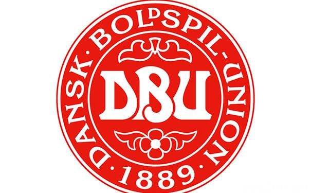 丹麥國家男子足球隊隊徽