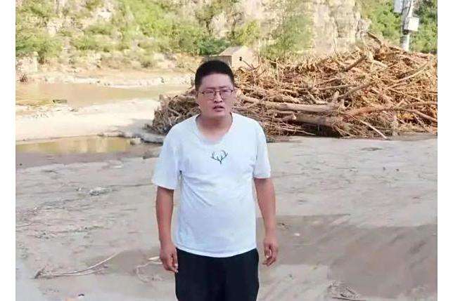 史中傑(河南省沁陽市常平鄉九渡村村民) 史中傑(河南省沁陽市常平鄉九渡村村民)