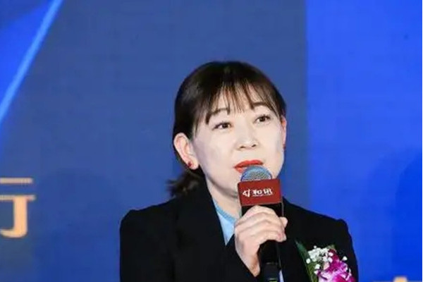 鄒倩(齊商銀行股份有限公司黨委委員、副行長) 鄒倩(齊商銀行股份有限公司黨委委員、副行長)