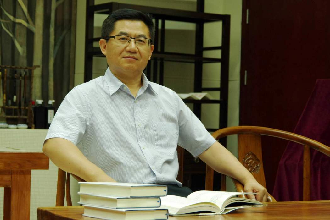 徐可(中國作協全委會委員、魯迅文學院常務副院長) 徐可(中國作協全委會委員、魯迅文學院常務副院長)