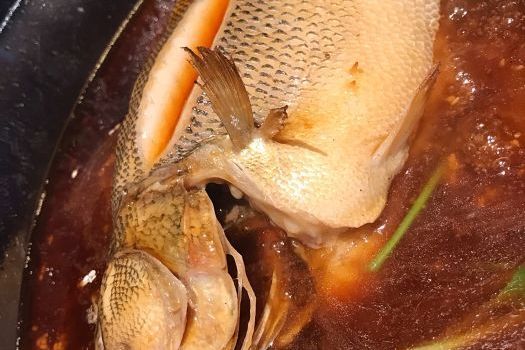 翻江鱸魚 翻江鱸魚