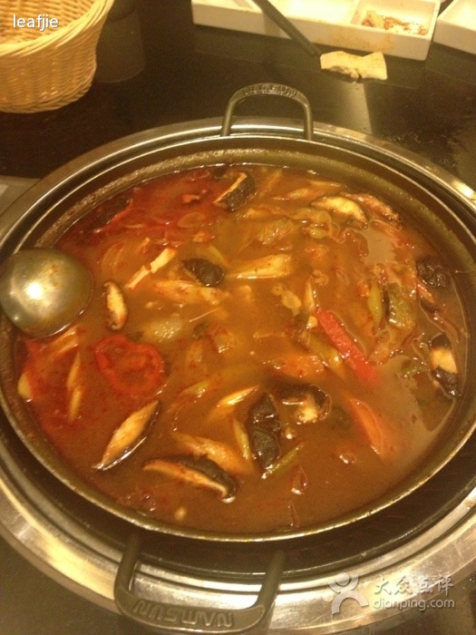 傳統章魚牛肉火鍋