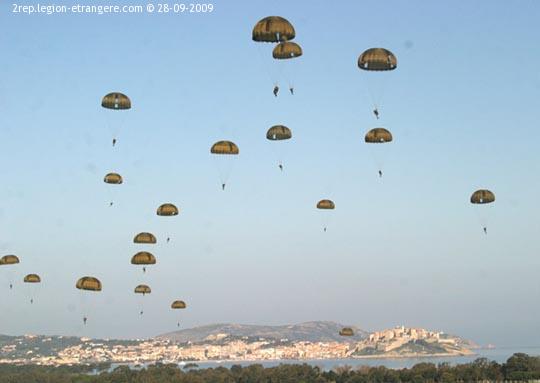 法國外籍軍團第2傘兵團跳傘訓練圖2