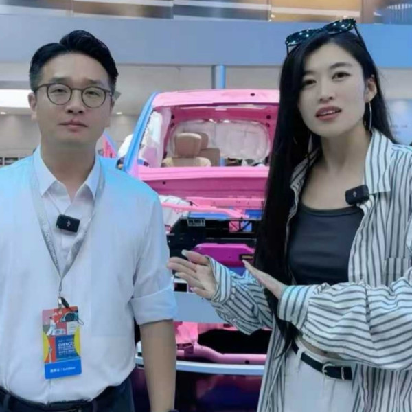 姚飛