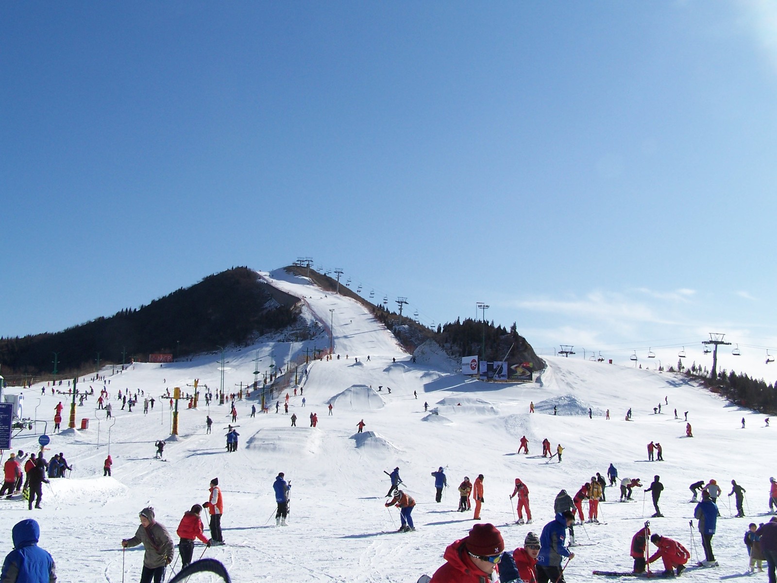 蓮花山滑雪場(長春蓮花山滑雪場)