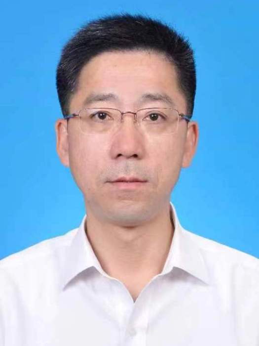 王哲(陝西省西安市周至縣委常委、副縣長) 王哲(陝西省西安市周至縣委常委、副縣長)