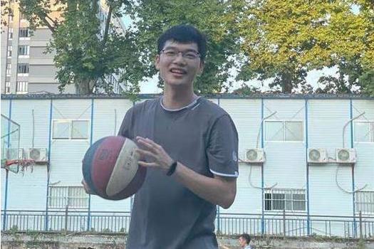 江奎(武漢大學計算機學院2019級計算機科學與技術專業博士) 江奎(武漢大學計算機學院2019級計算機科學與技術專業博士)