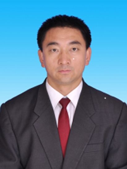周永亮(內蒙古自治區巴彥淖爾市烏拉特中旗機關事務服務中心主任)