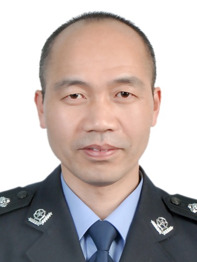 葉錫勇(台州市黃巖區公安分局黨委副書記、政委) 葉錫勇(台州市黃巖區公安分局黨委副書記、政委)