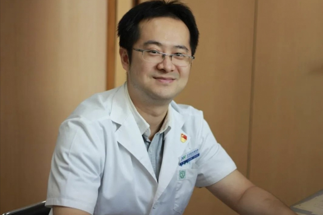 於傑(北京積水潭醫院脊柱外科副主任醫師)