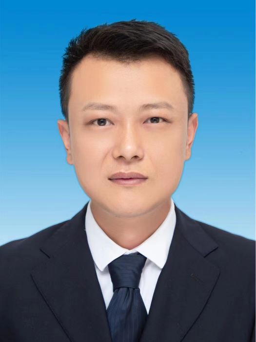 聶飛(重慶市墊江縣坪山鎮副鎮長、基層治理指揮中心成員) 聶飛(重慶市墊江縣坪山鎮副鎮長、基層治理指揮中心成員)