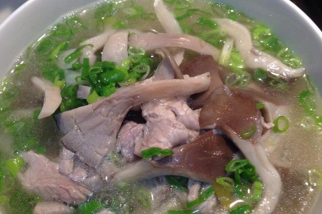 肉片平菇湯 肉片平菇湯