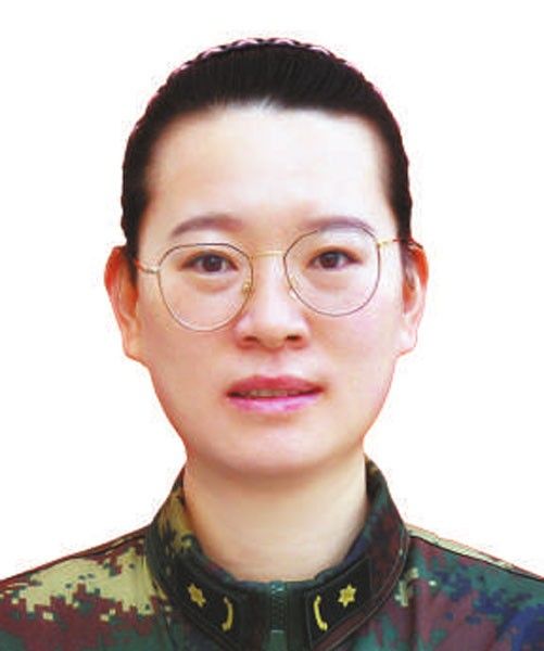 焦莉(96604部隊醫院外一科護師) 焦莉(96604部隊醫院外一科護師)