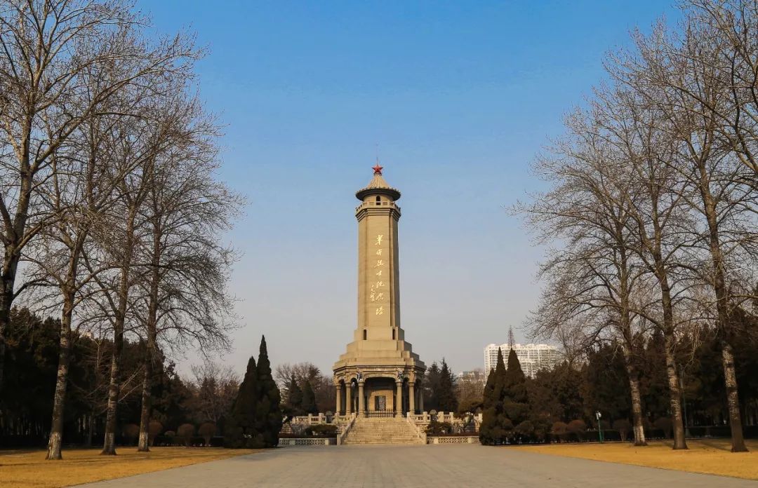革命烈士紀念塔