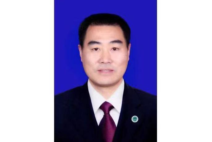 伍文杰(隆回縣國光法律服務所主任) 伍文杰(隆回縣國光法律服務所主任)