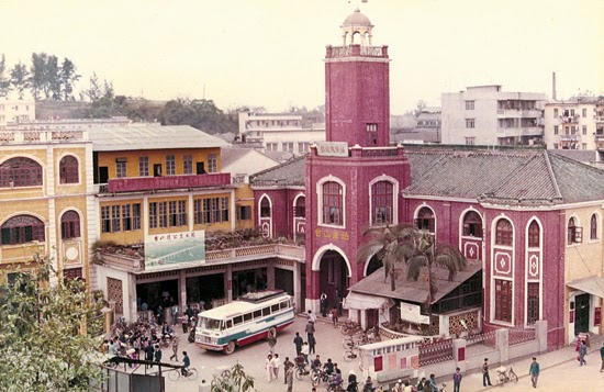 80年代的台山火車站，已改為汽車站。1995年3月拆除。