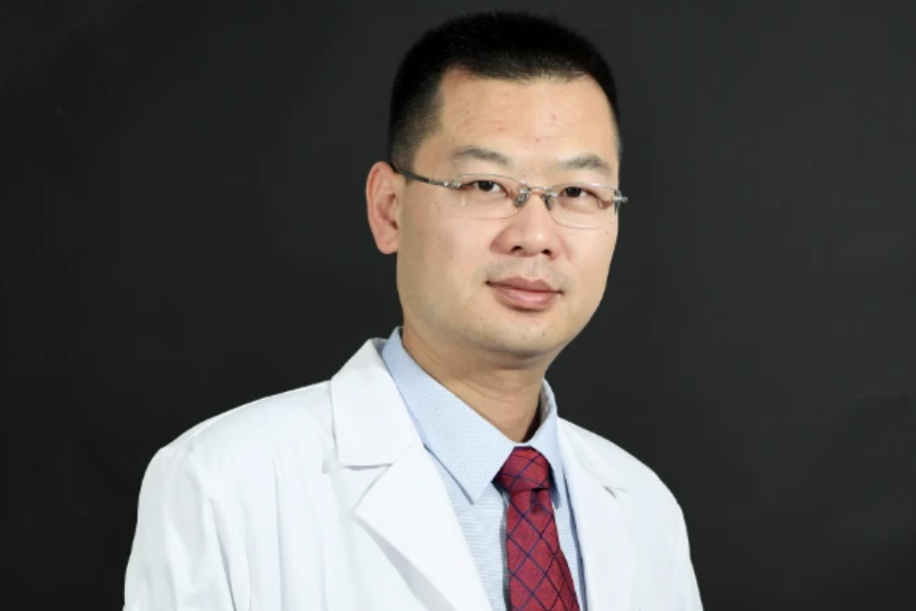 張廣健(西安交通大學第一附屬醫院人力資源部部長) 張廣健(西安交通大學第一附屬醫院人力資源部部長)