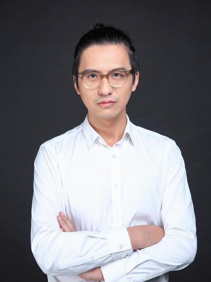 徐展雄 徐展雄