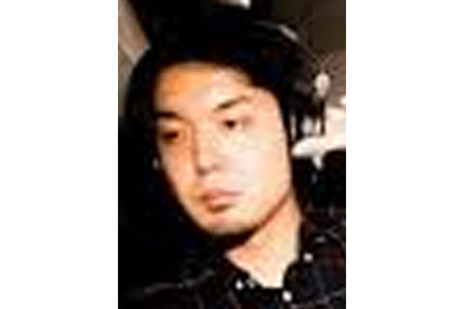 Tomoya Watanabe Tomoya Watanabe