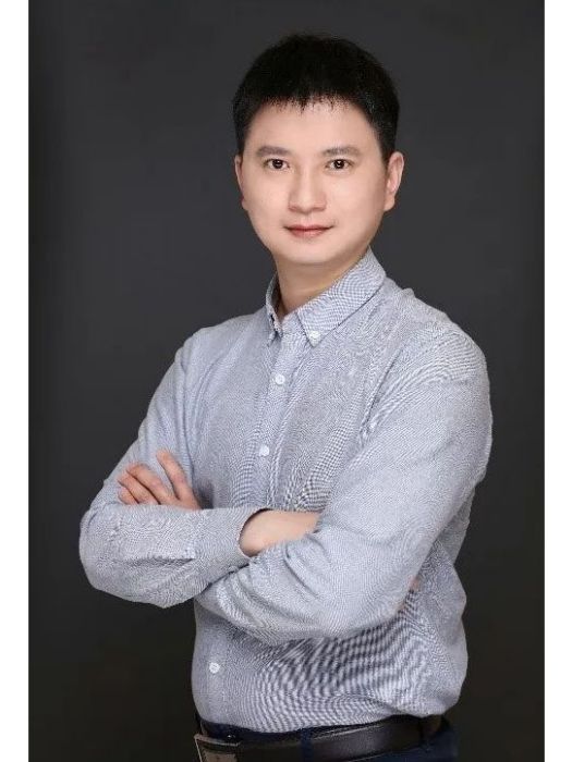 孫仲(北京大學積體電路學院研究員、助理教授、博士生導師) 孫仲(北京大學積體電路學院研究員、助理教授、博士生導師)