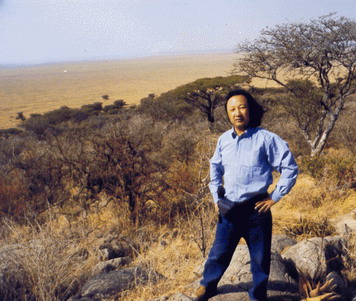 劉洪耀2000年在坦尚尼亞賽倫蓋地大草原