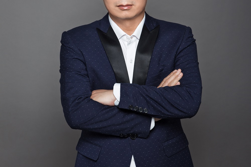 海哲(中國網路視頻研究中心執行秘書長) 海哲(中國網路視頻研究中心執行秘書長)