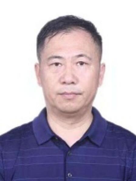 劉鐵錚(遼寧省遼陽市白塔區人社局黨組書記、局長) 劉鐵錚(遼寧省遼陽市白塔區人社局黨組書記、局長)